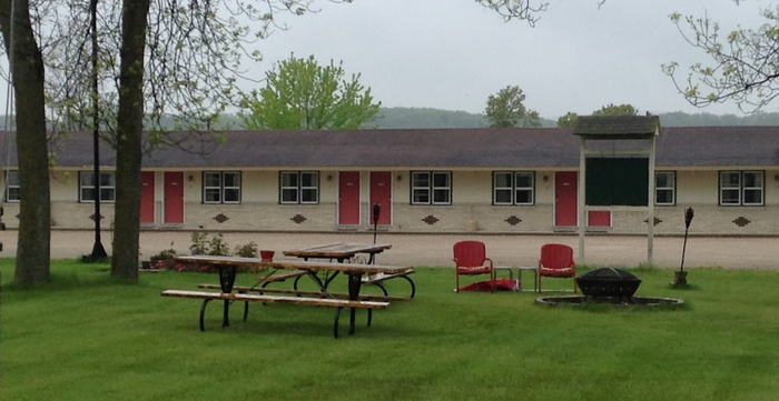 Shorewood Motel - From Website (newer photo)